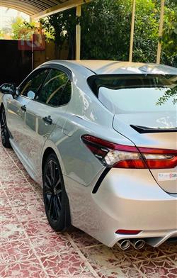 تۆیۆتا کامری